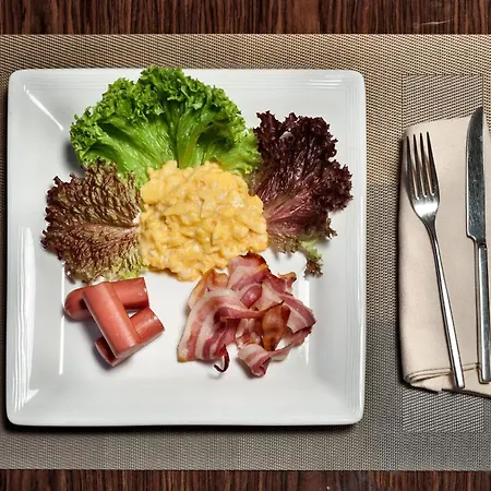 Crowne Plaza Milan City By Ihg-3